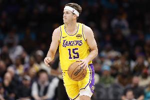 末节连中三分稳住局势！里夫斯17中9&5记三分拿下25分6板8助1断