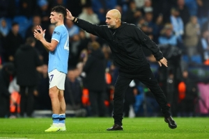 枪手旧将：曼城憋着劲想夺冠，明年如果还能咬住阿森纳就有机会