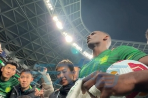 法比奥赛后喊话国安队友：拿下足协杯决赛！