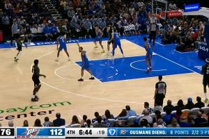 雷霆给杨瀚森上包夹了 直接送出了一记约老师般的助攻！