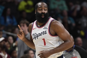 队记：快船内部达成共识 他们要力拼附加赛 竞争区间应在8-10位