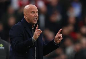 连败于曼城和森林！利物浦60年来首次在联赛连续2场净负至少3球