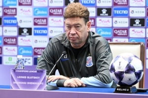 斯卢茨基：米内罗已做好首发出战的准备，我们球队人员比较齐整