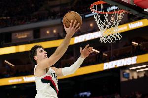 赛季新高成空砍！阿夫迪亚19中12得37分6板8助1盖帽