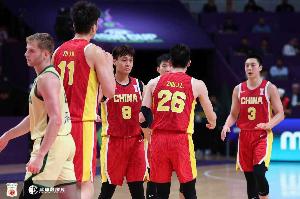 本场12人名单和亚洲杯对比 缺少赵睿、王俊杰、余嘉豪、赵嘉义等