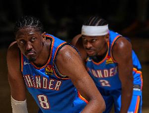 这谁顶得住啊！雷霆小组第一晋级淘汰赛 四战净胜75分！