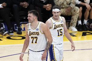 里夫斯场均得分升至联盟第9 前10湖人独占2人联盟唯一！