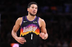 8强再战雷霆！布克：希望伤员回归 那会是针尖对麦芒的恶战