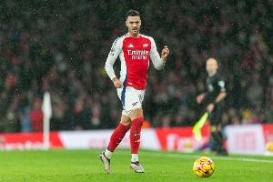 梅里诺谈凯塞多吃到红牌：判罚有些严厉，那是一次强硬的铲球