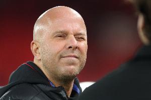 记者：支持斯洛特依然是正确决定，最近只是状态不好，要给他时间