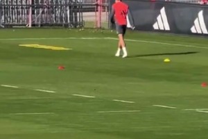 那个词要回来了？穆西亚拉已可以进行较高强度的腿部冲击训练了！