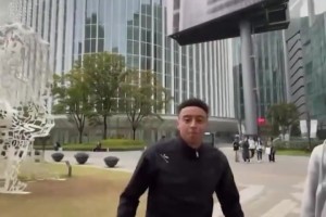 你的林皇！名场面：林加德挑战韩国最高大厦停球！