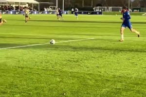 人才储备丰富！切尔西天才小将拉巴杰的抢点破门！