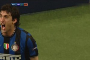 穆帅神作！2010年欧冠国米3-1掀翻巅峰巴萨，被称为地球保卫战