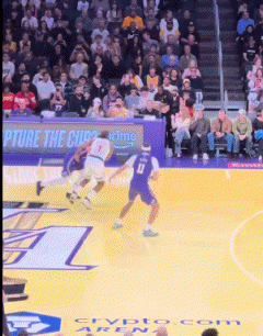 这不是我的招吗？东契奇单打哈登使出后者经典招式面筐背打得分